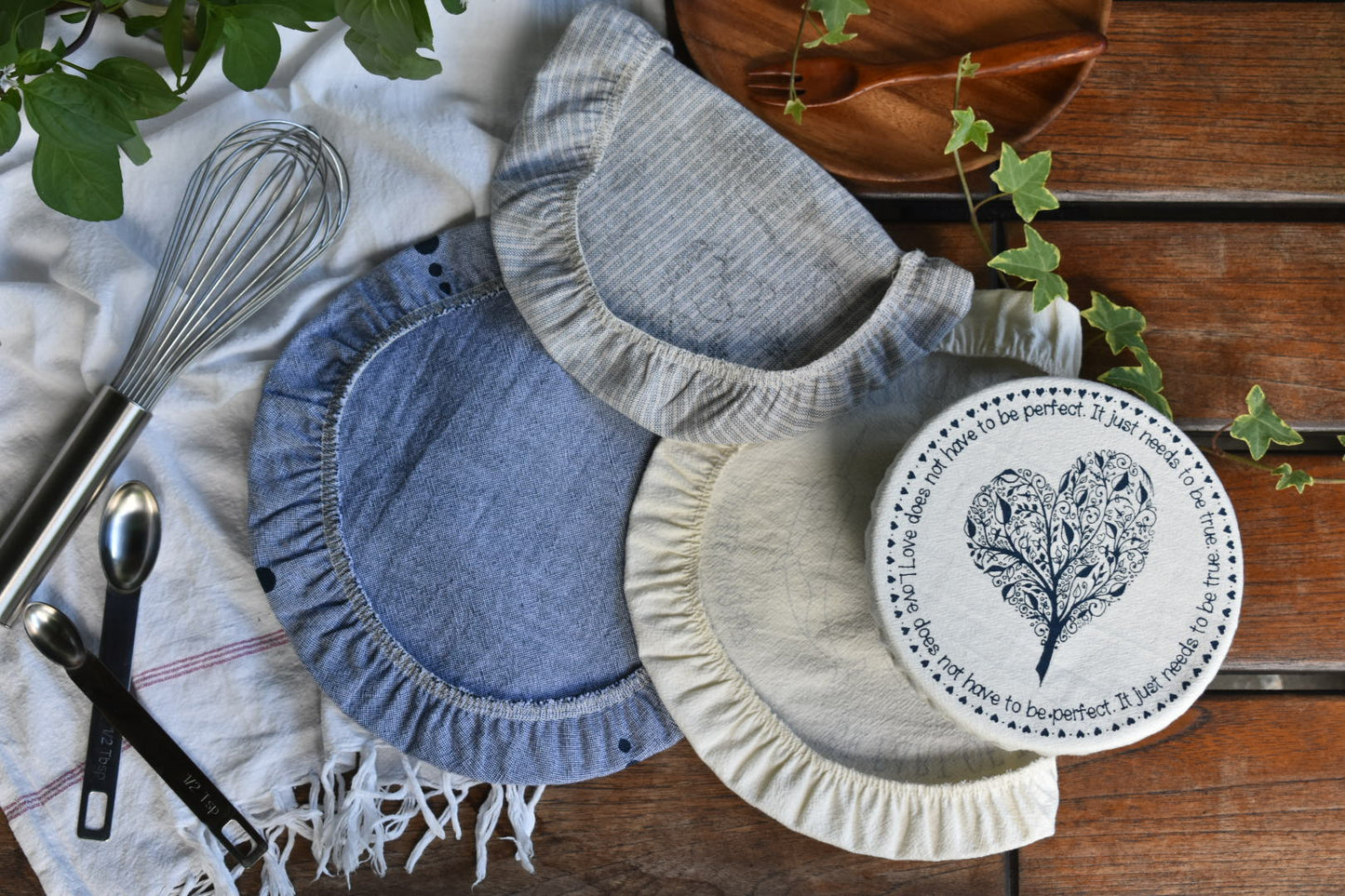 Sending You Aloha aloha at home Heart linen bowl cover